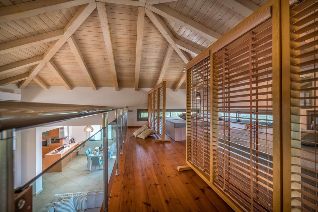 Villa Merovigli - Sea Views & Private Pool, Ideal For Large Groups, By Zantewize Трагаки Екстериор снимка