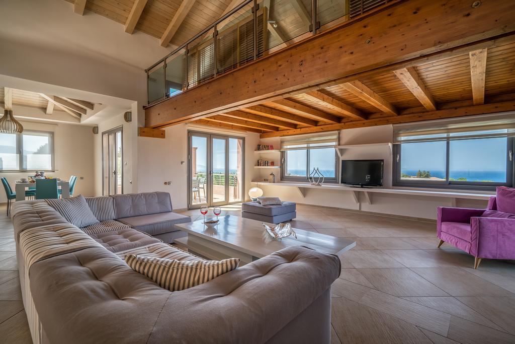 Villa Merovigli - Sea Views & Private Pool, Ideal For Large Groups, By Zantewize Трагаки Екстериор снимка
