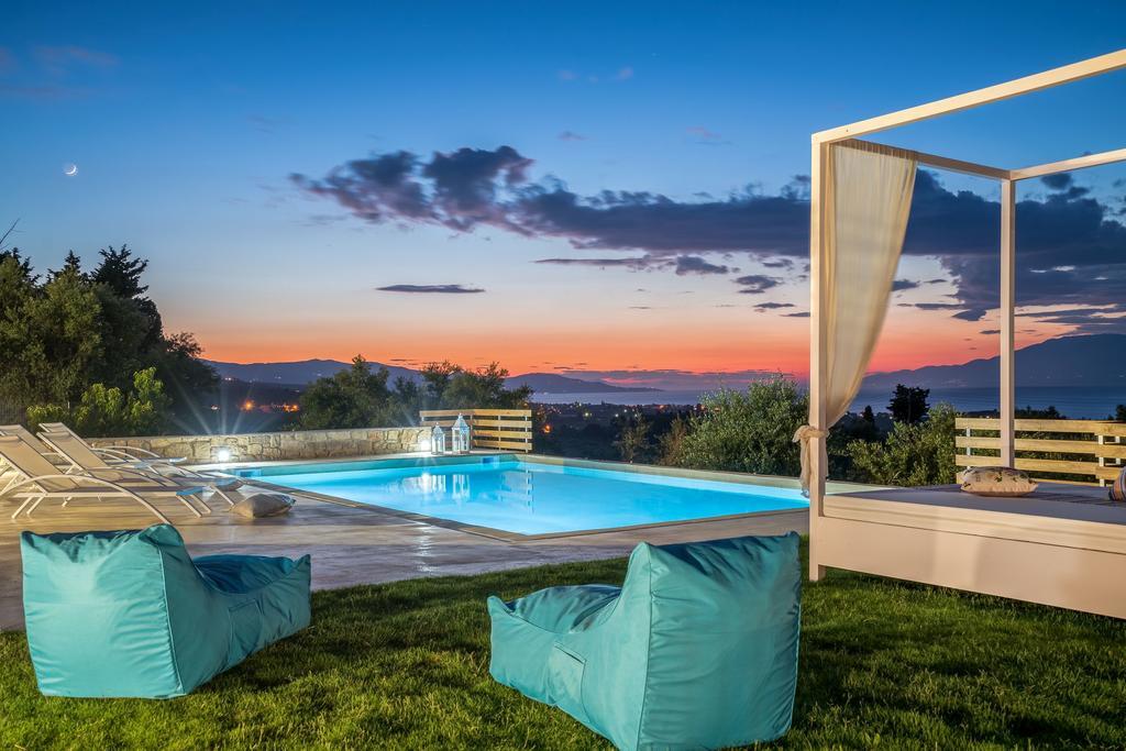 Villa Merovigli - Sea Views & Private Pool, Ideal For Large Groups, By Zantewize Трагаки Екстериор снимка